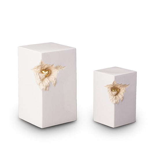 Ceramic Art Urn (White with Gold Heart)